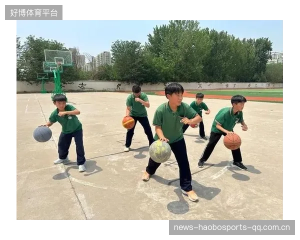 球员投身青少教育项目，赢得家长们的喜爱与信赖